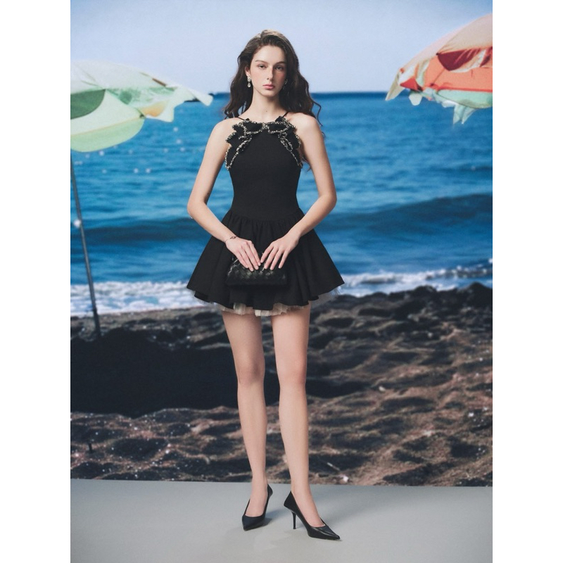 Đầm MAVEN size S cổ yếm nơ đính đá NEW 2tr850 pass 1tr4