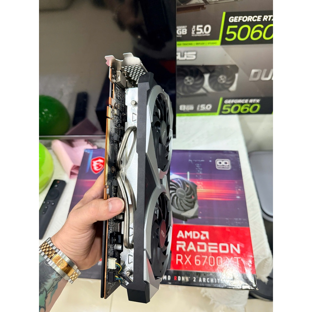 Card Màn Hình AMD RX6700XT MSI VENTUS 12GB GDDR6 FULL BOX BH 1 THÁNG | BigBuy360 - bigbuy360.vn