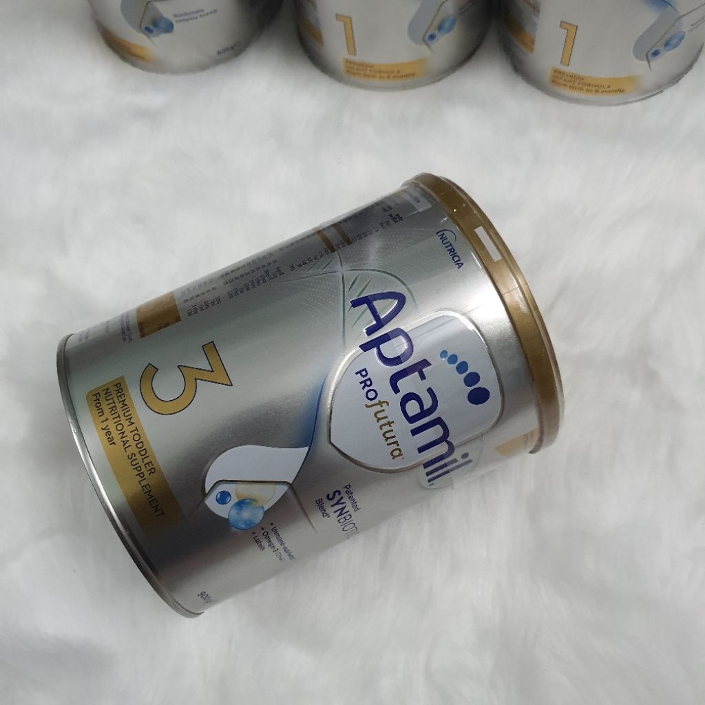 Sữa Aptamil Forfutura bạc Úc số 3