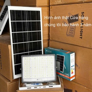  Đèn ngoài trời mắt ngọc trai bốn mặt 192 đèn LED  nhôm  Tấm pin mặt trời 70cm*cm Bảo hành 3 năm 