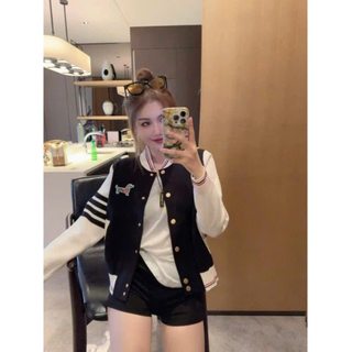 Áo len bomber thêu cún khuy pha dày