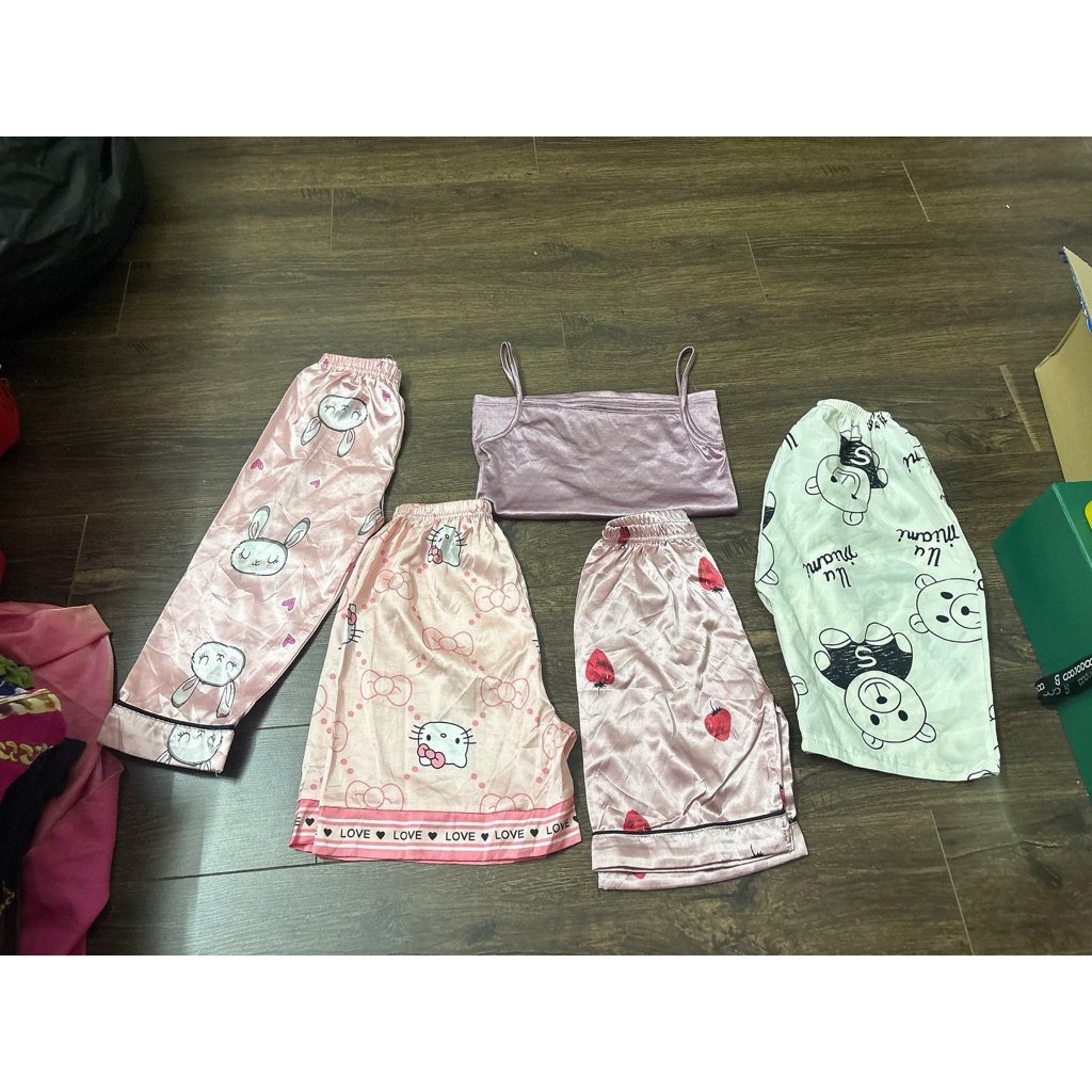 2hand. combo 5 đồ ngủ lẻ bé. k1.2