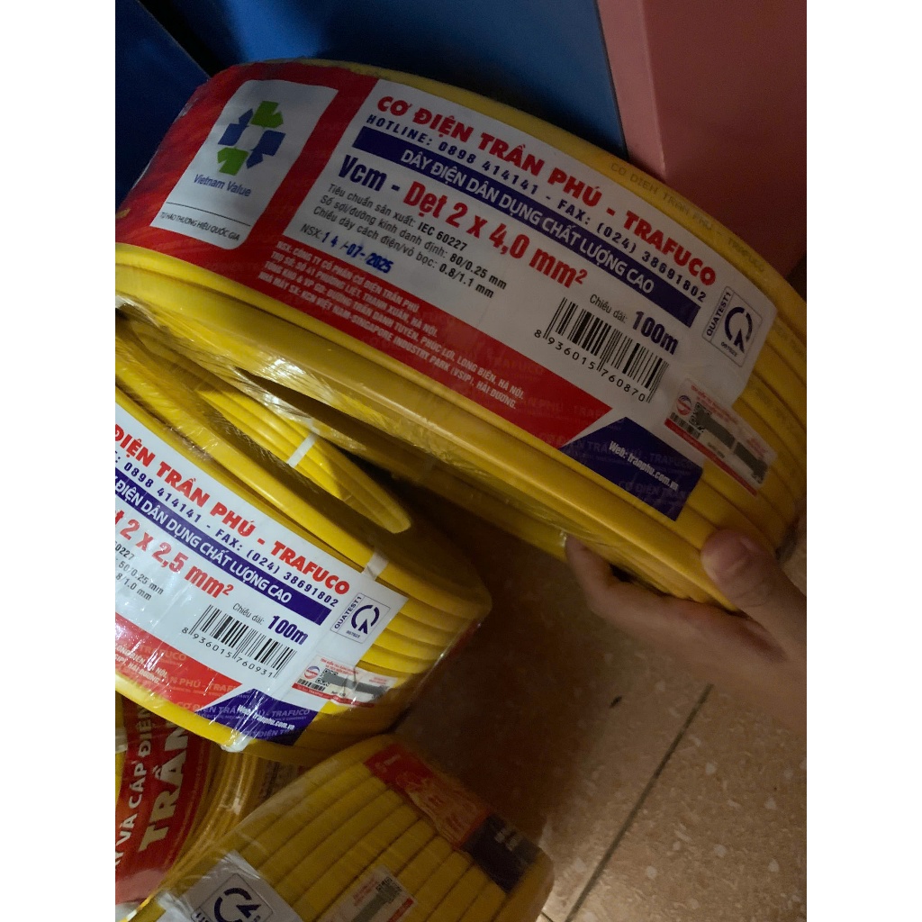 Dây điện Trần Phú dẹt 2x4mm2 màu vàng