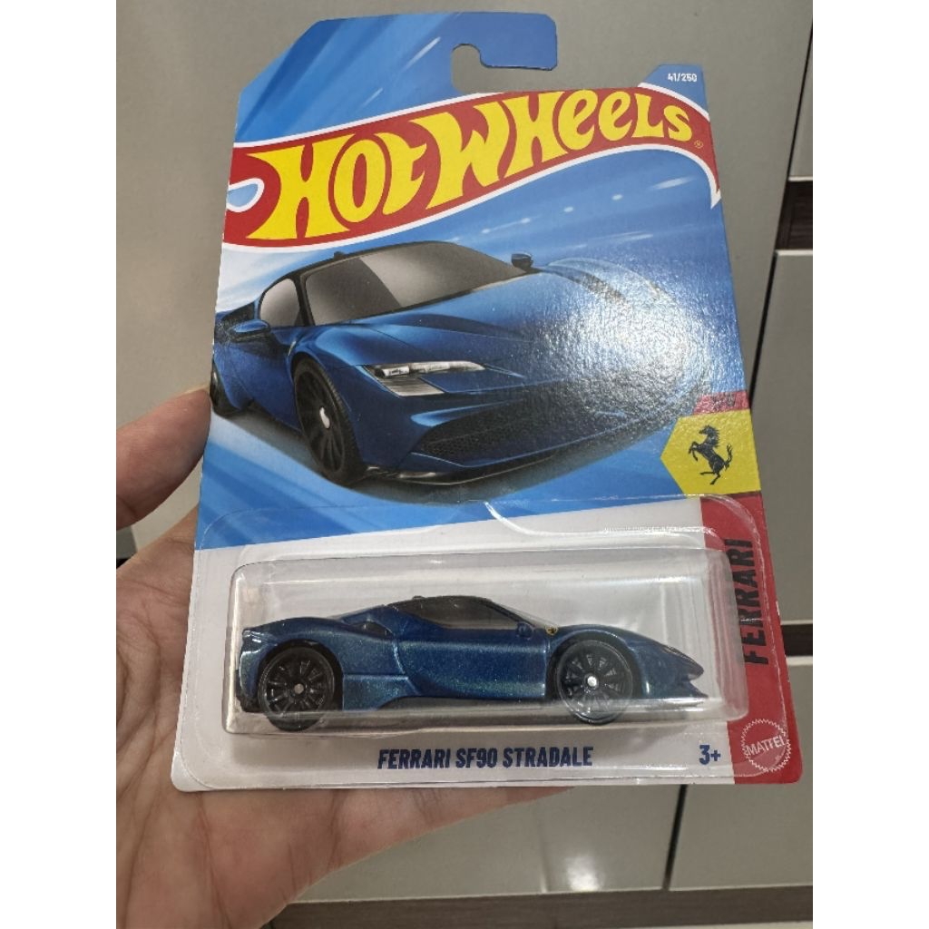 Hot Wheels FERRARI SF90 STRADELE