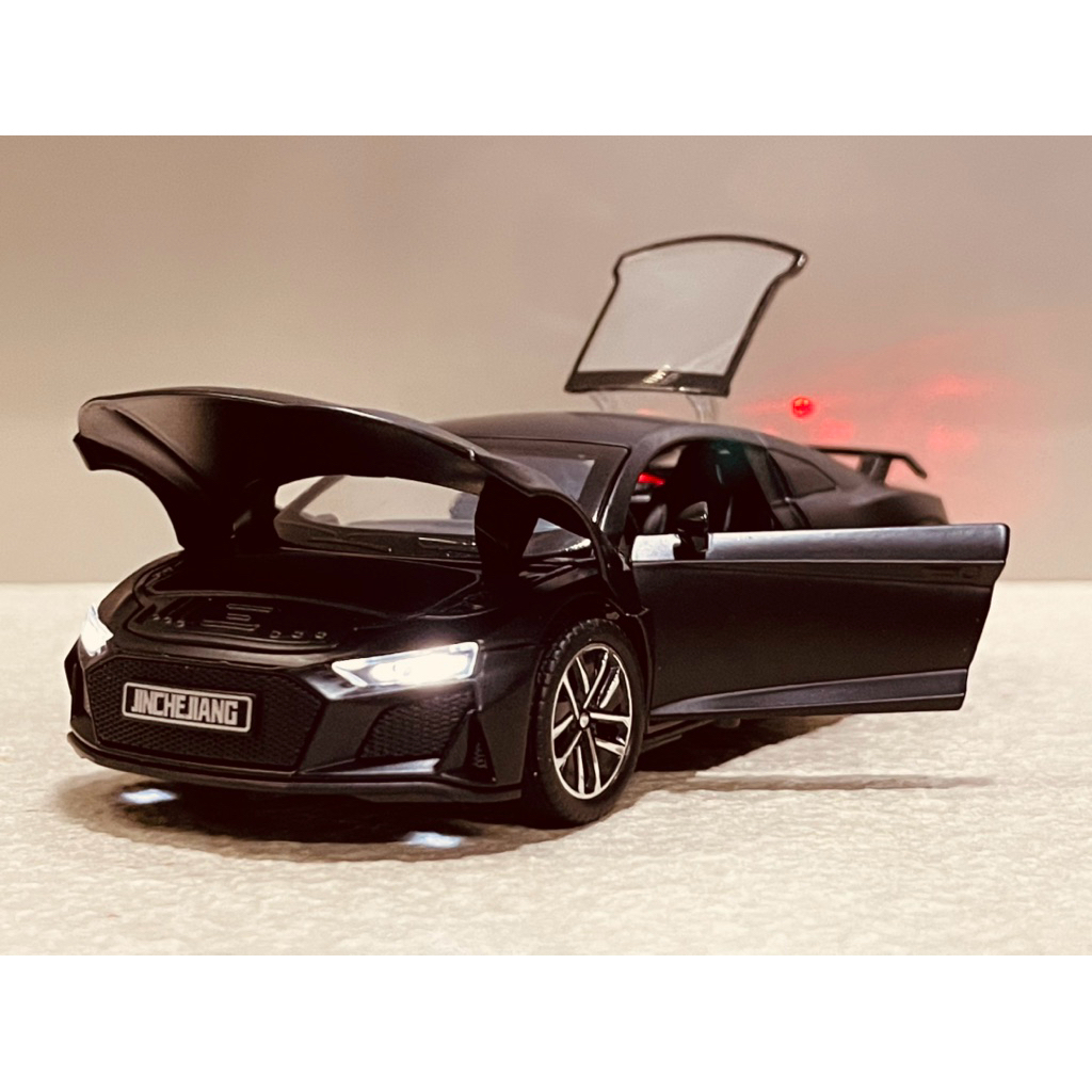 Mô hình xe ô tô Audi R8 V10 Plus 1:32