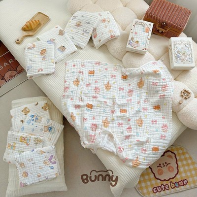 Khăn Tắm Xô 6 Lớp Họa Tiết Cổ Tích Bunny Kèm Hộp Sang Trọng KidsWorld Mềm Mại Và Thấm Hút Tốt
