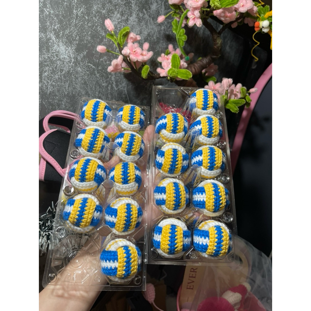 Móc Khoá Quả Bóng Chuyền Bằng Len