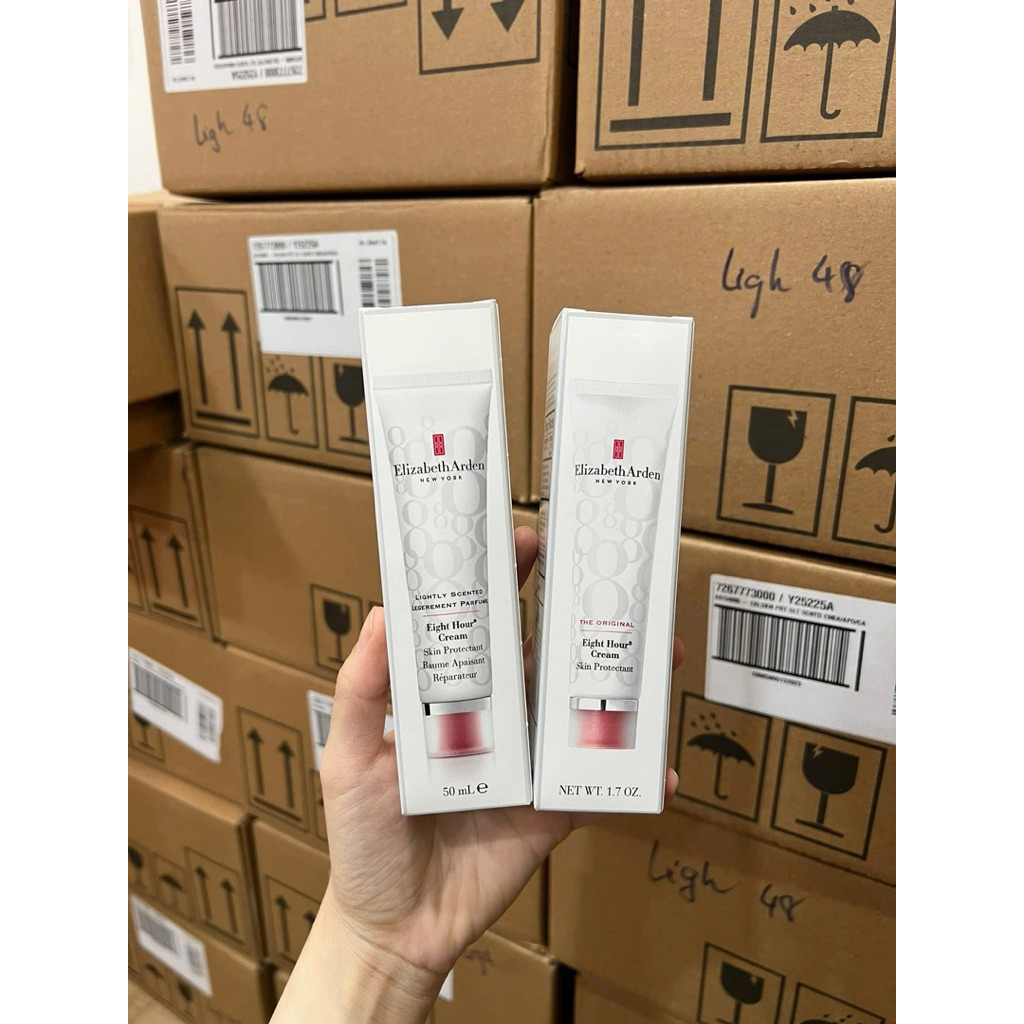 DƯỠNG MÔI ELIZABETH ARDEN EIGHT HOUR CREAM 50G