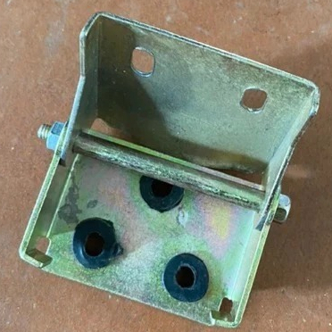 Bản Lề Yên Xe Cub 81-82-DD .Bản Lề Yên Xe Cub 81-82-DD