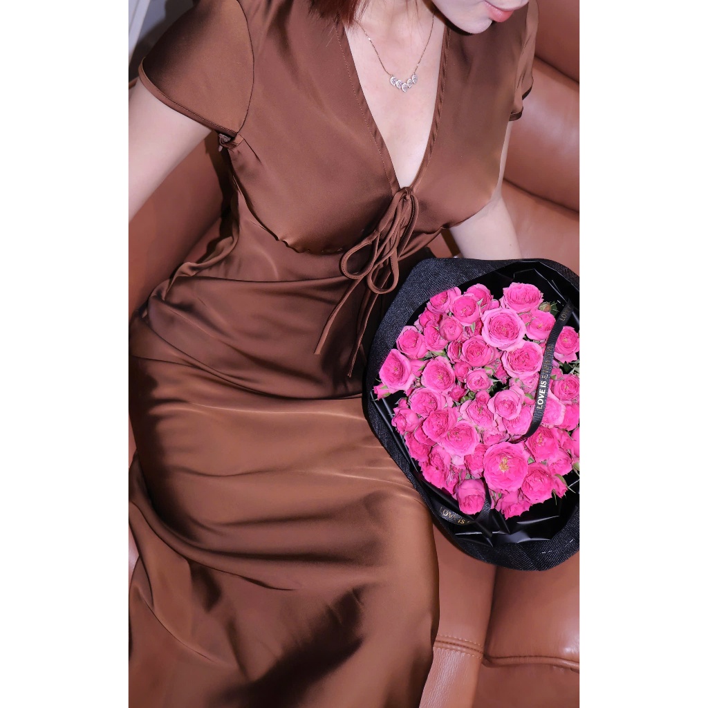 Đầm lụa cổ tim có tay thắt nơ ( 7207 ) chất lụa tô châu mềm mịn, form lài đuôi cá tôn dáng, có khóa kéo bên hông | BigBuy360 - bigbuy360.vn