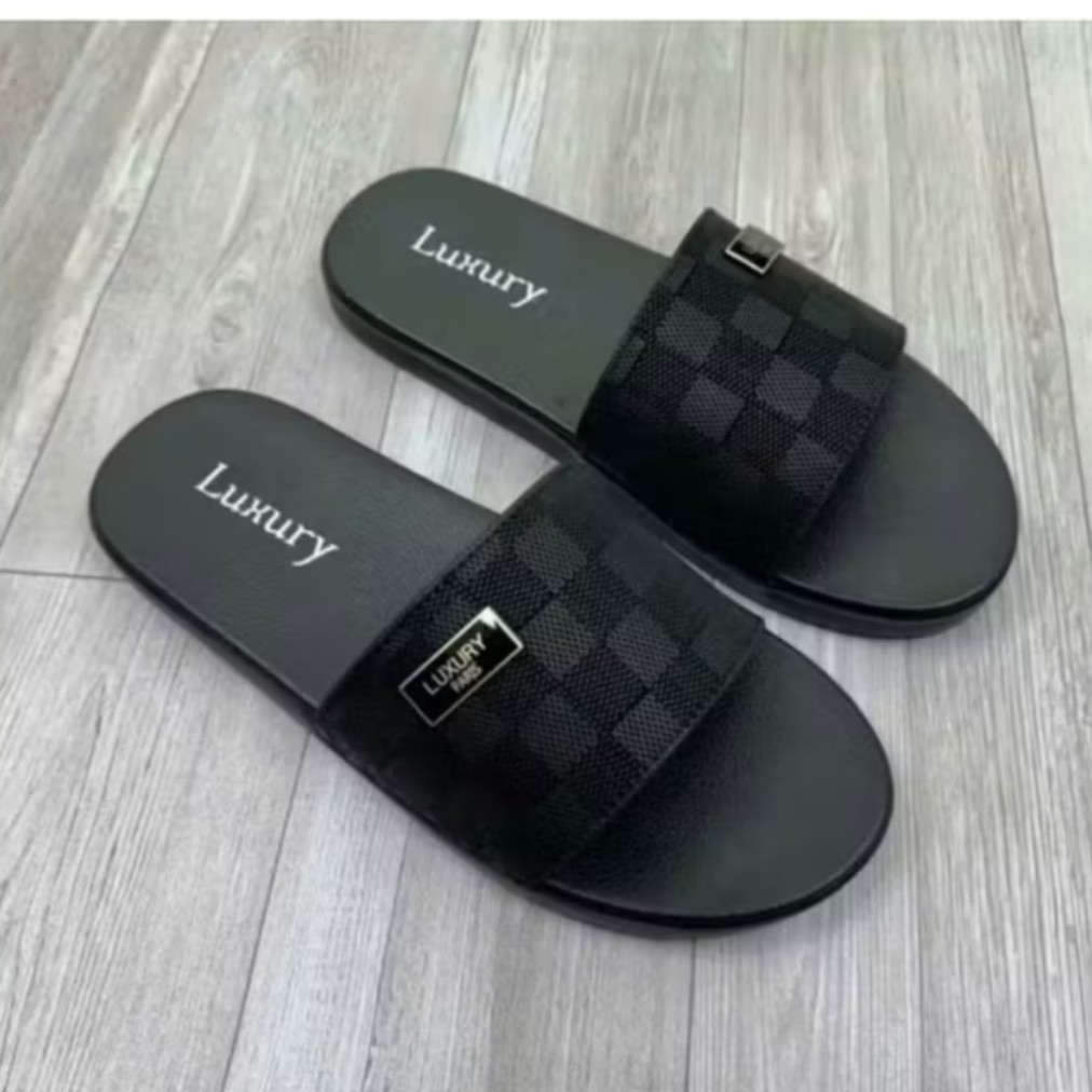 Dép Nam Quai Ngang Kẻ Đẹp 2024 Mẫu Hot - XUONGDEP98