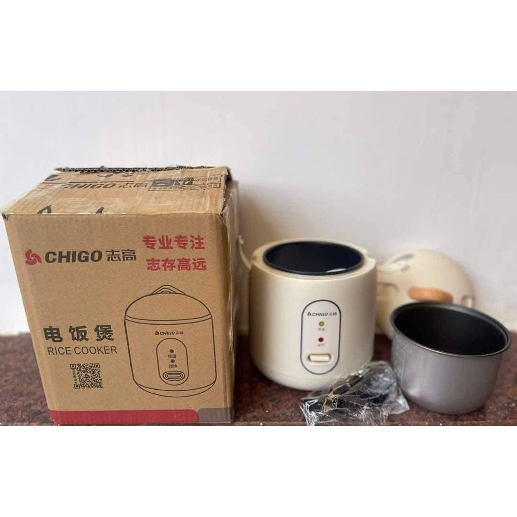 Nồi cơm điện Chigo