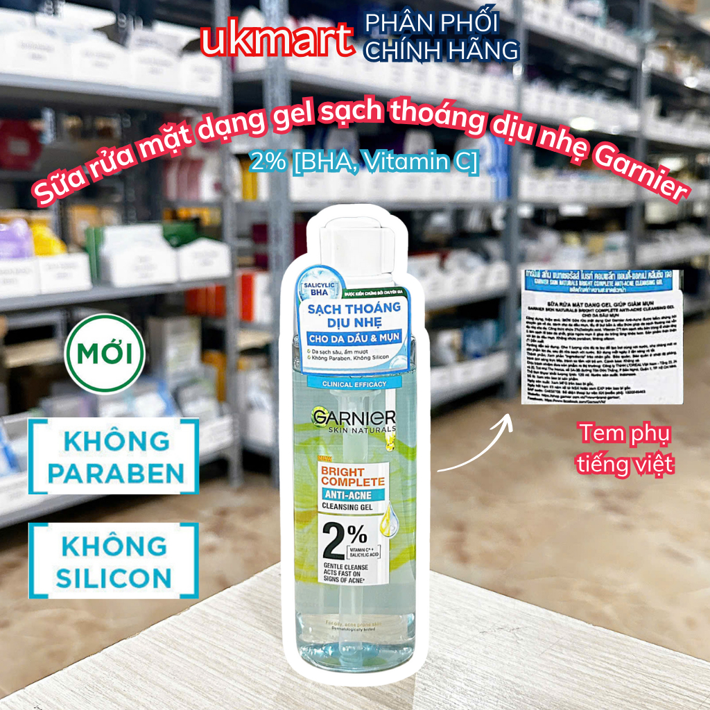 Sữa rửa mặt dạng gel sạch thoáng dịu nhẹ Garnier 2% [BHA, Vitamin C] cho da dầu mụn 120ml