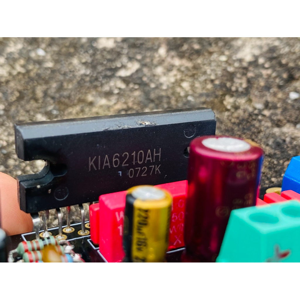 Mạch Kia6210Ah chữ vàng class AB.