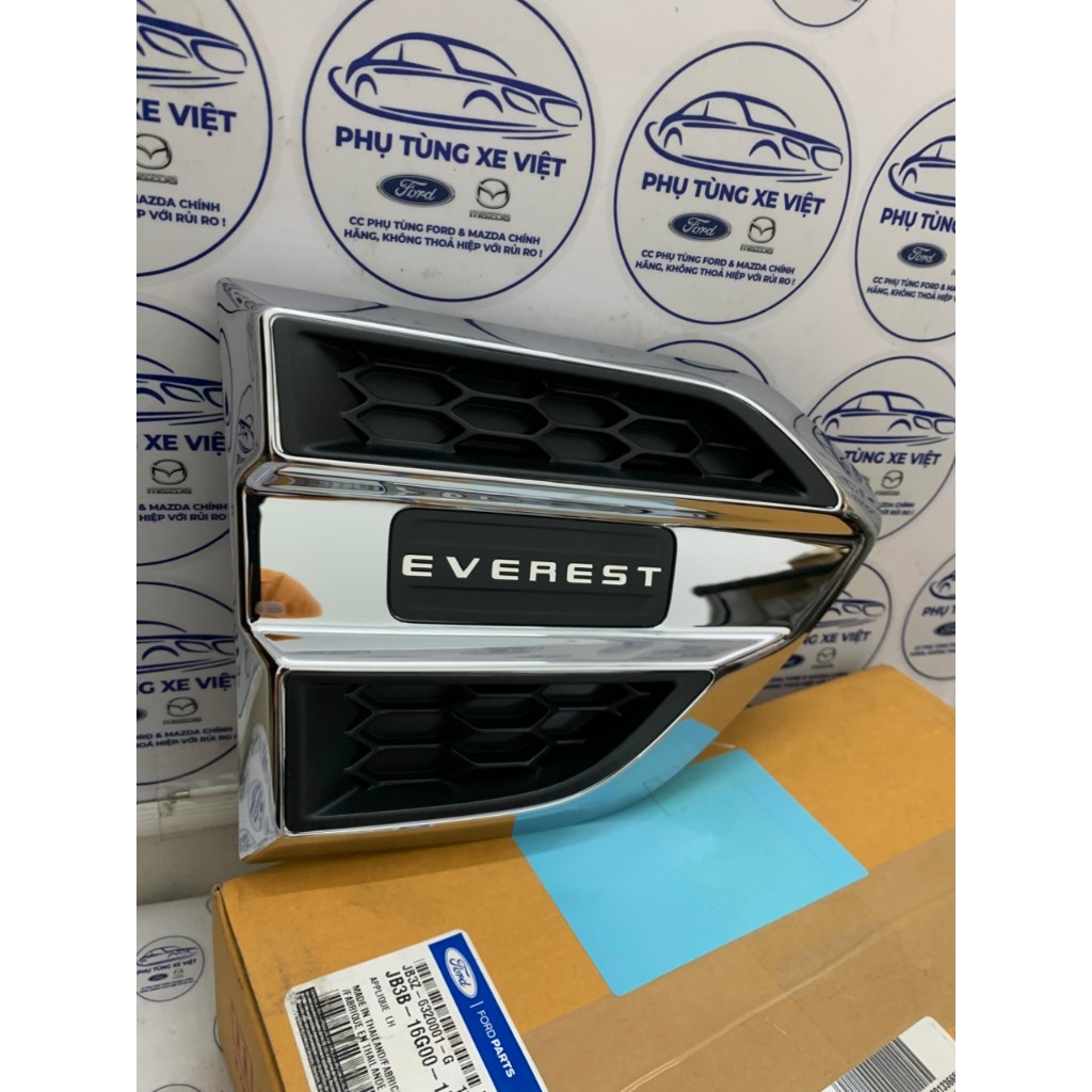 ốp gió tai xe Everest, ốp mang cá Ford Everest 2018 2019 2020 21 (giá 1 bên, mạ crom, chữ everest )