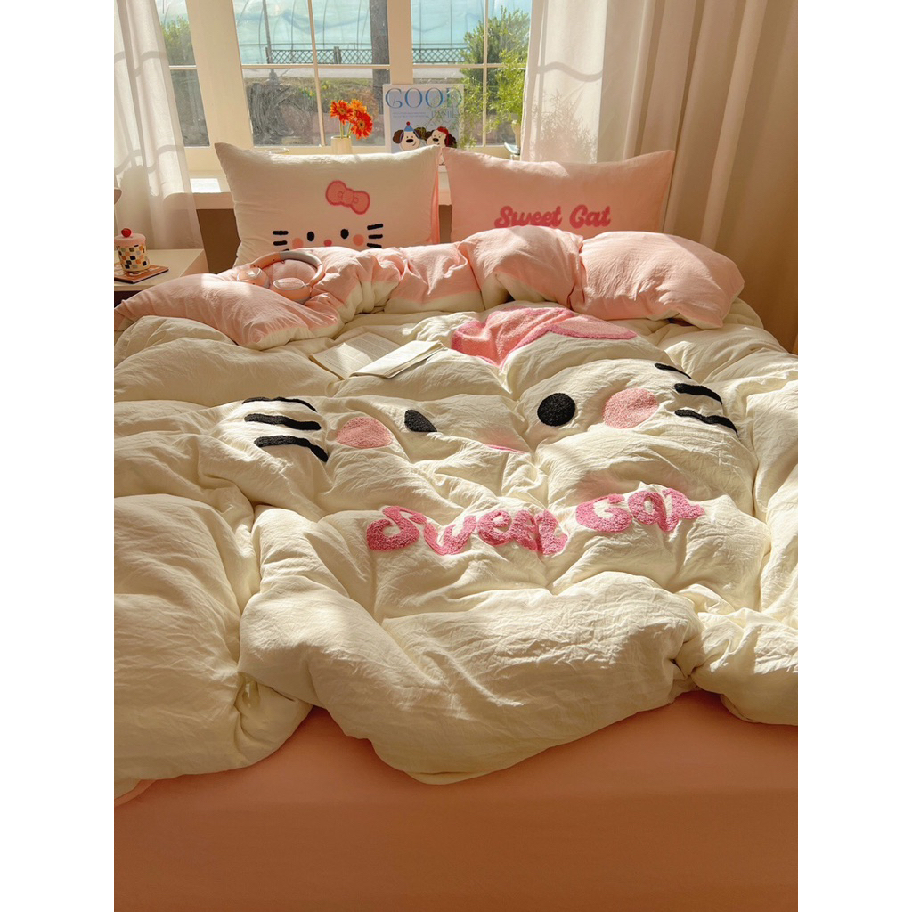 Bộ chăn ga đũi hàn thêu nổi hoạ tiết xinh iu 4 món