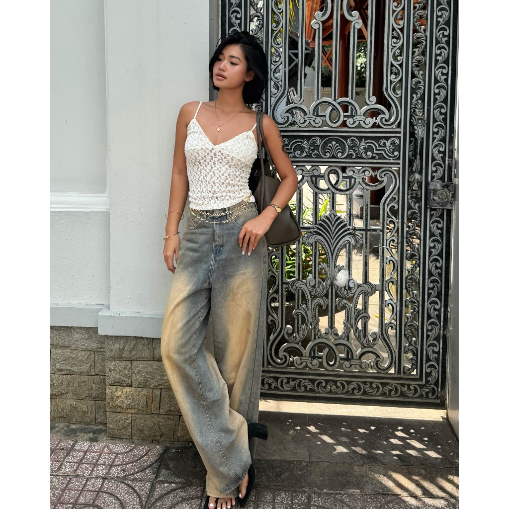 Quần Jeans Washed Lưng Ngang Rốn Ống Suông Rộng | West Ward Wide Leg Jeans | White On Denim