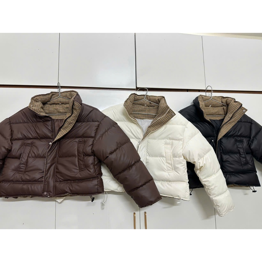 Áo Khoác Phao Da Nữ Phối Kẻ Caro Cao Cổ Cúc Bấm 2 Túi Freesize | BigBuy360 - bigbuy360.vn