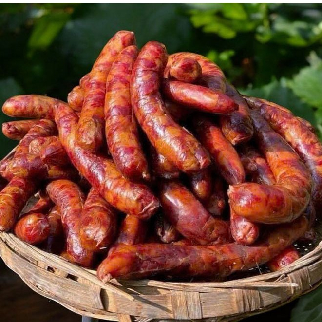 Lạp Xưởng Gác Bếp Tây Bắc (100% Thịt Heo Bản) Lạp Sườn Hun Khói Bếp Thủ Công