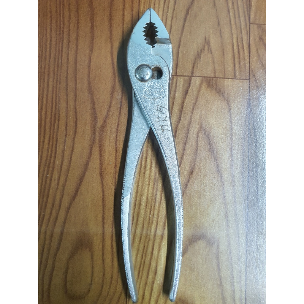 Kìm cá 2 lỗ hàng Nhật bãi - Thương hiệu LOBSTER - Dài 20 cm