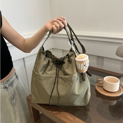 Túi đeo chéo thời trang, túi đep vai vải nylon, túi đeo chéo nhiều màu phong cách HARAS 376