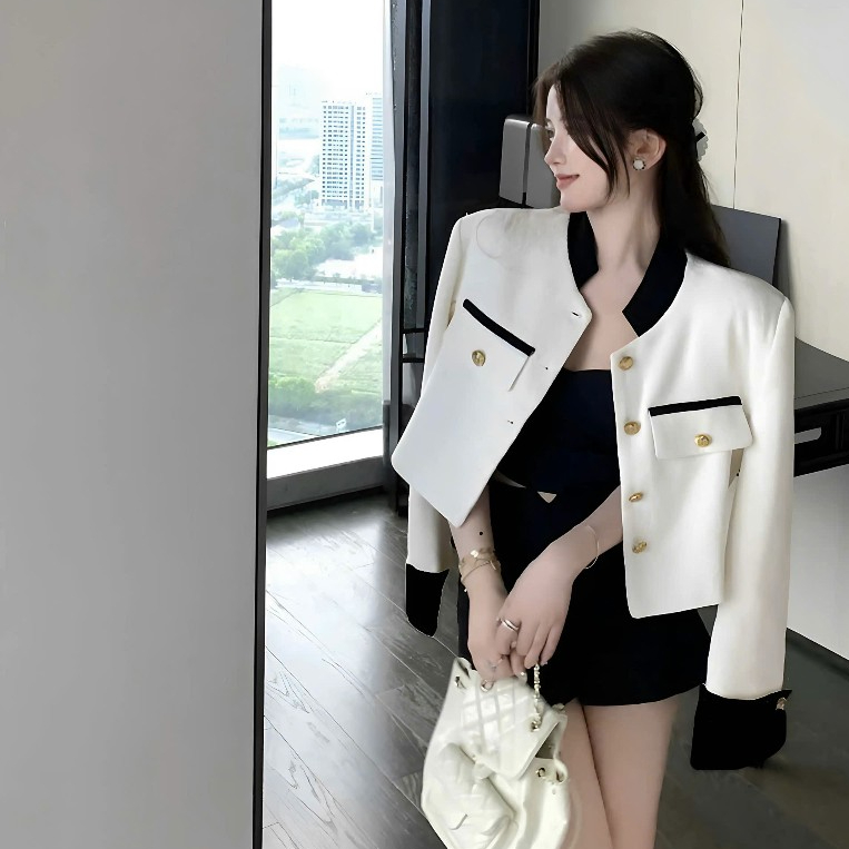 Áo Khoác Dạ Cổ Tàu Phối Tay Gấp Gấu Đính Cúc Ngọc 2 Lớp Chất Liệu Dạ Ép | BigBuy360 - bigbuy360.vn