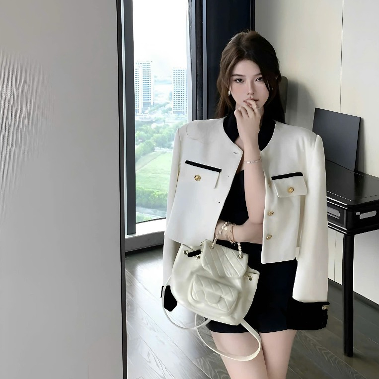 Áo Khoác Dạ Cổ Tàu Phối Tay Gấp Gấu Đính Cúc Ngọc 2 Lớp Chất Liệu Dạ Ép | BigBuy360 - bigbuy360.vn