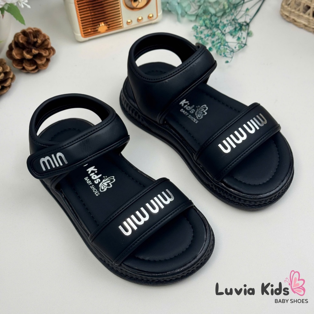 Dép sandal quai hậu bé gái cao cấp đế cao thiết kế basic màu đen Luvia Kids X17LK