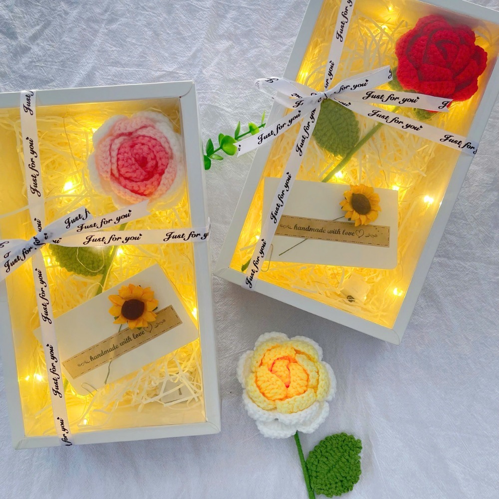 [CÓ SẴN] Hộp Quà Hoa Len 6 Món Handmade Nhiều Mẫu Dễ Thương – Quà Tặng 20/10 Len Nhà Mình