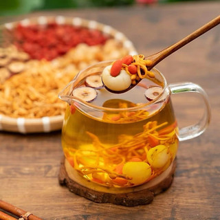 Trà kỷ tử táo đỏ long nhãn