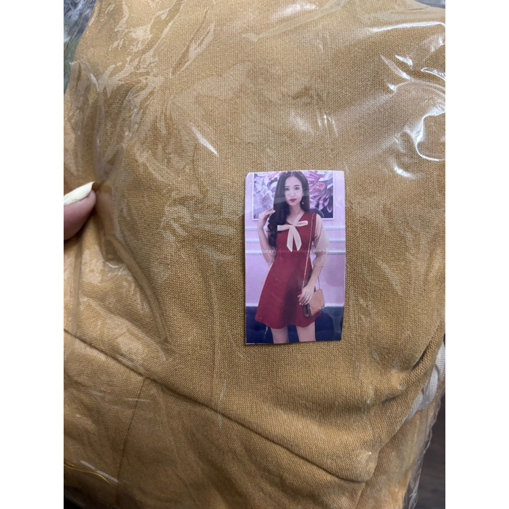 new. đầm xoè nâu như hình dưới 52kg. h18