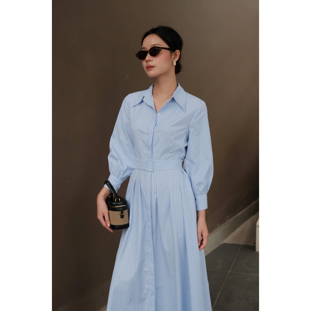 Váy sơ mi nữ kẻ sọc dáng xoè tay dài, kèm đai Mio Lady