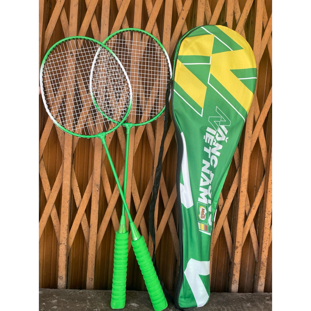bộ vợt cầu lông chắt và nhẹ HKM milo