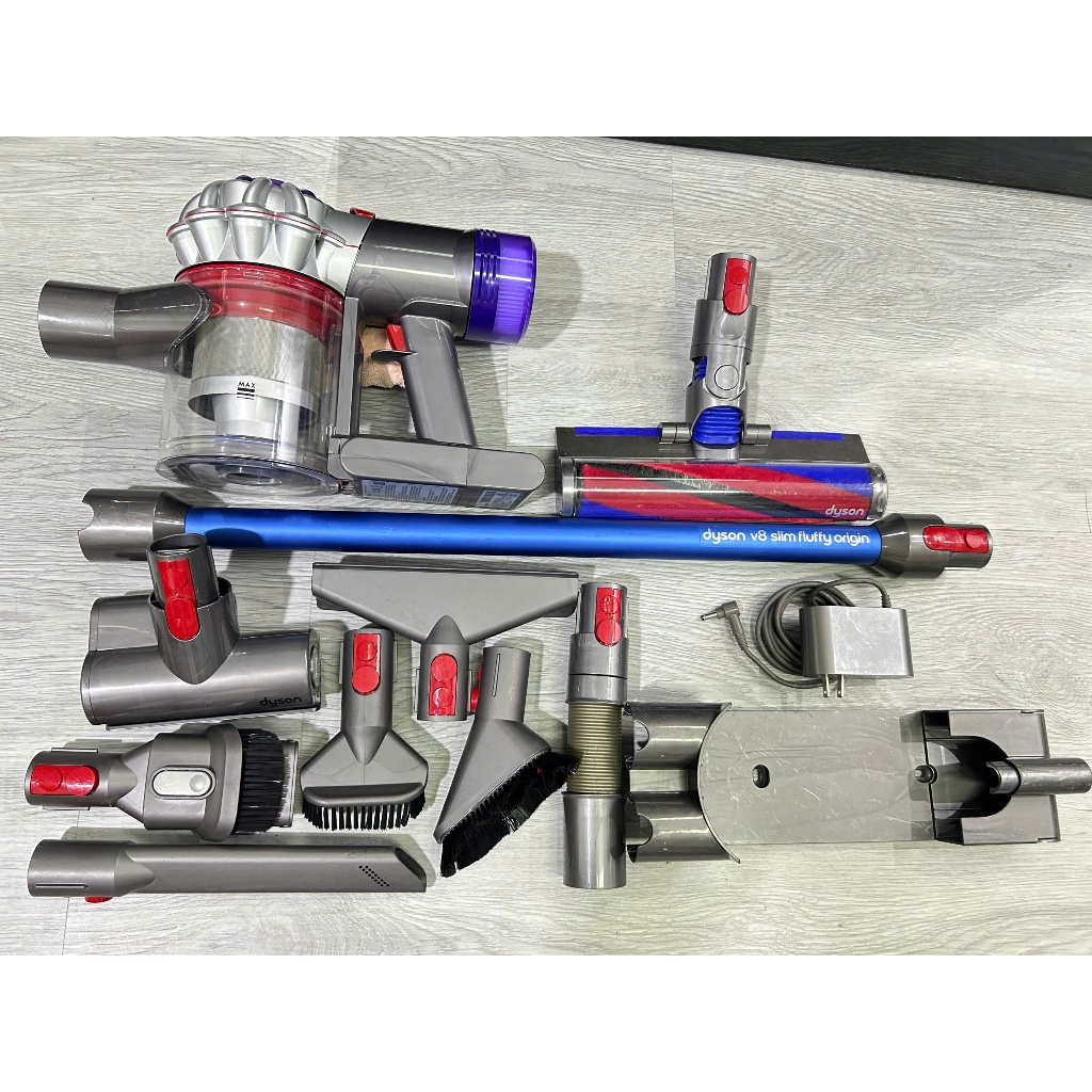 [Hàng Nhật] Máy hút bụi không dây dyson v8 slim , nhỏ gọn chỉ 2 kg
