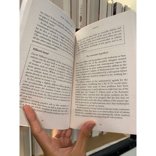 Sách - How Numbers Work: Discover the Strange and Beautiful World of Mathematics / Ngoại văn
