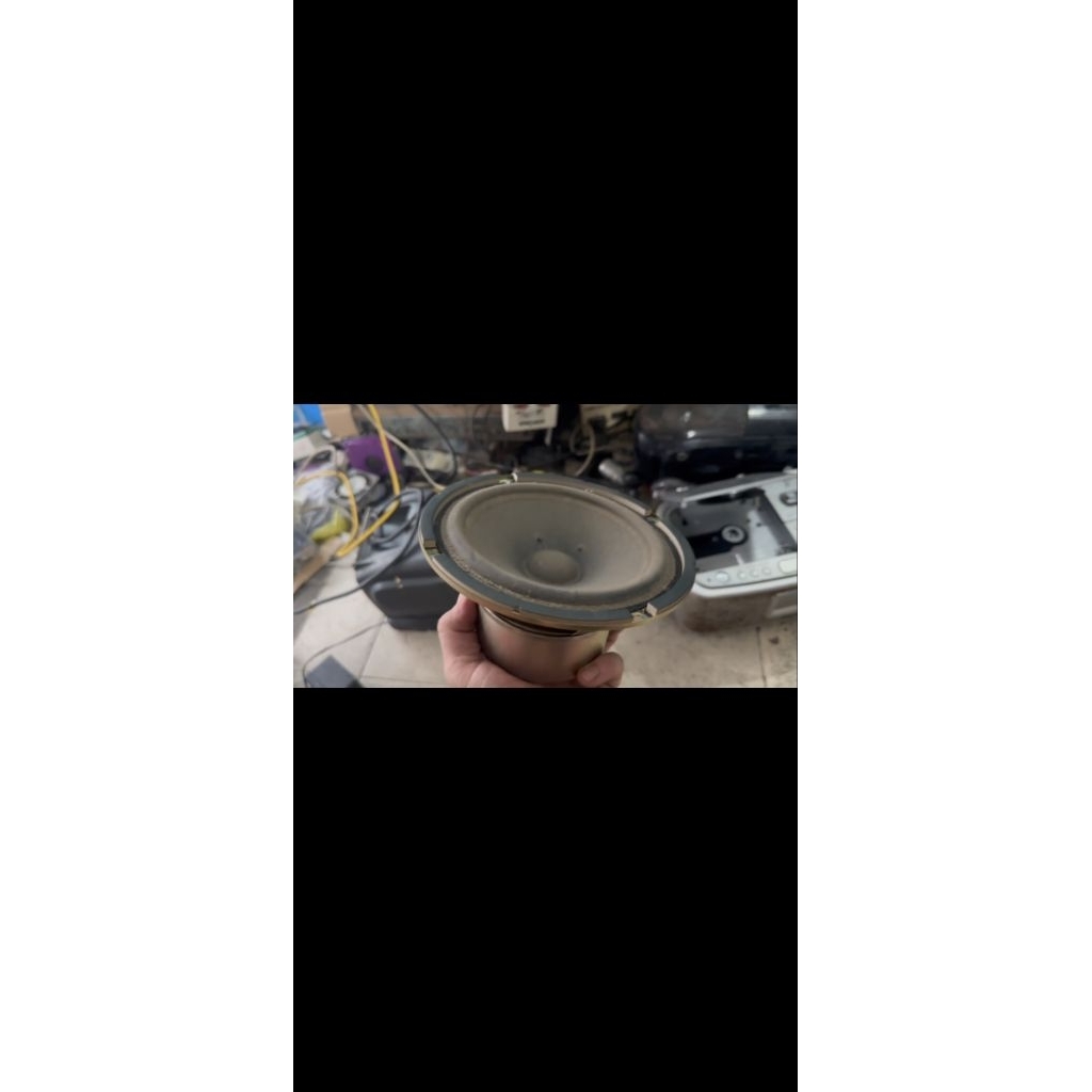 1 cái loa Formosa 4r20w 16cm toàn dải cực hay. Giá 1 cái