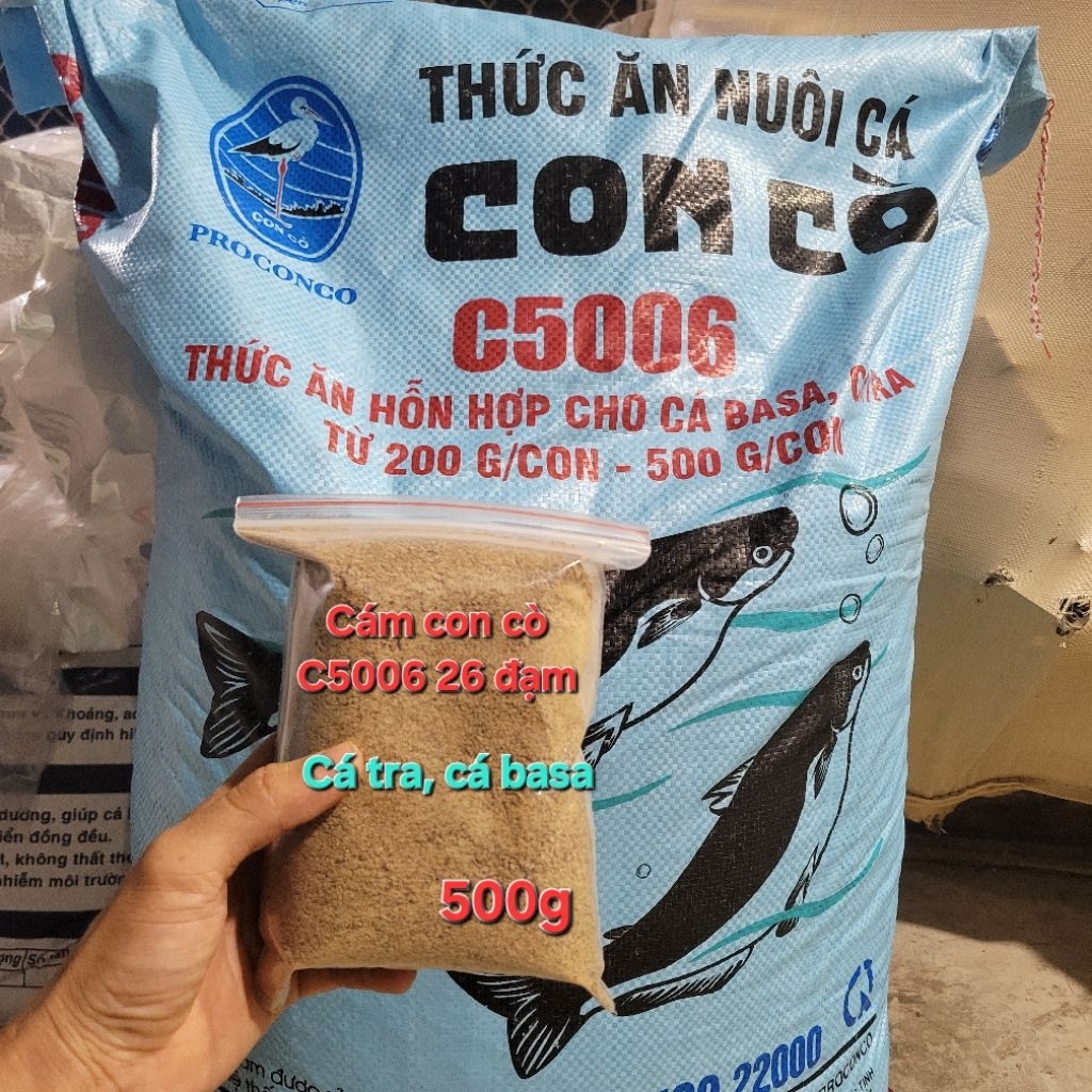 Cám Con Cò C5006 26 đạm vị thơm nhẹ dành cho cá tra, cá basa, xay nhuyễn dùng làm mồi cá cá