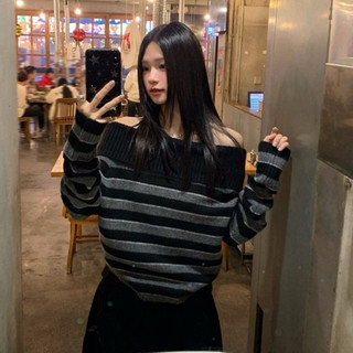  Áo len trễ vai kẻ sọc ngang tone đen xám dài tay ulzzang girl hàn quốc ngọt ngào style dáng rộng vừa 