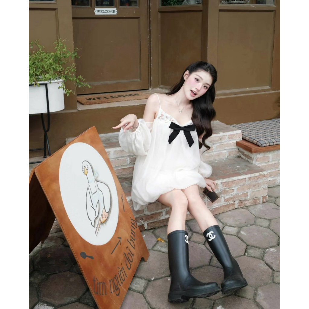 pass DORA DRESS của AGUJA (áp mã shop giảm 10%)