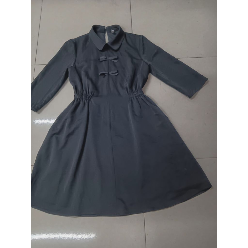 pass đầm Up to Seconds sz L( fom nhỏ)