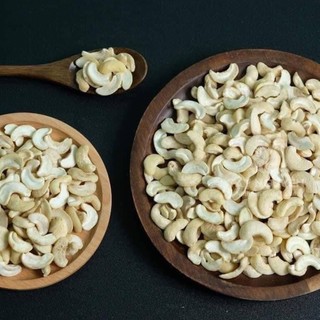 Hạt Điều Sống Vỡ Đôi