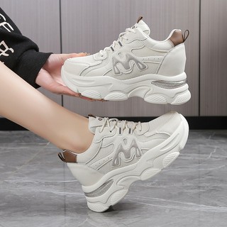Giày Thể Thao Nữ Sneaker Hoạ Tiết Chữ M Điểm Nhấn 6cm Tôn Dáng Tăng Chiều Cao Thời Trang Nữ 2025 ( Hàng QC Full Hộp )