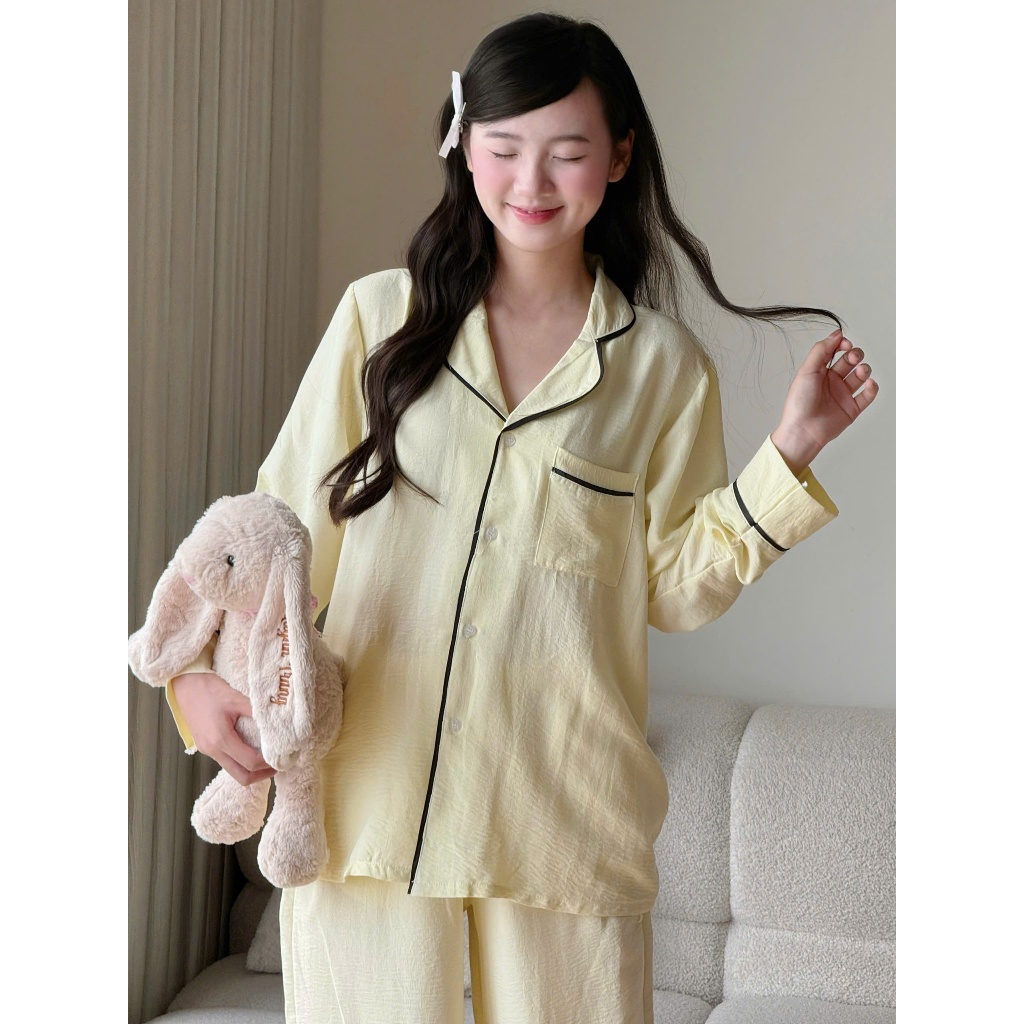 MB-SET-015 Maybee.Homedress Bộ Ngủ Dài Tay Trơn Viền Né, Dáng Rộng – Vải Đũi Mềm Mịn, Thoải Mái | BigBuy360 - bigbuy360.vn