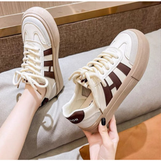 Giày Nữ (62) THiết Kế Basic Dễ Phối đồ CHất Liệu CAo CẤp Siêu NHẹ SIêu Êm Đi Lại Thỏa Mái