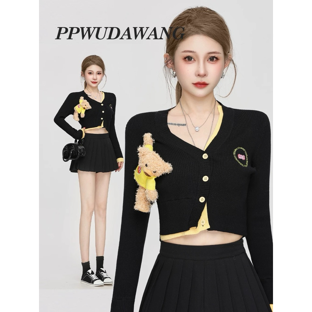 Áo cadigan len lửng 13DMZ đính gấu bông