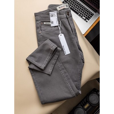 Quần Dài Jean Bravery Chất Liệu Cotton Thun Co Giãn, Form Ống Đứng - Năng Động & Thoải Mái - V1
