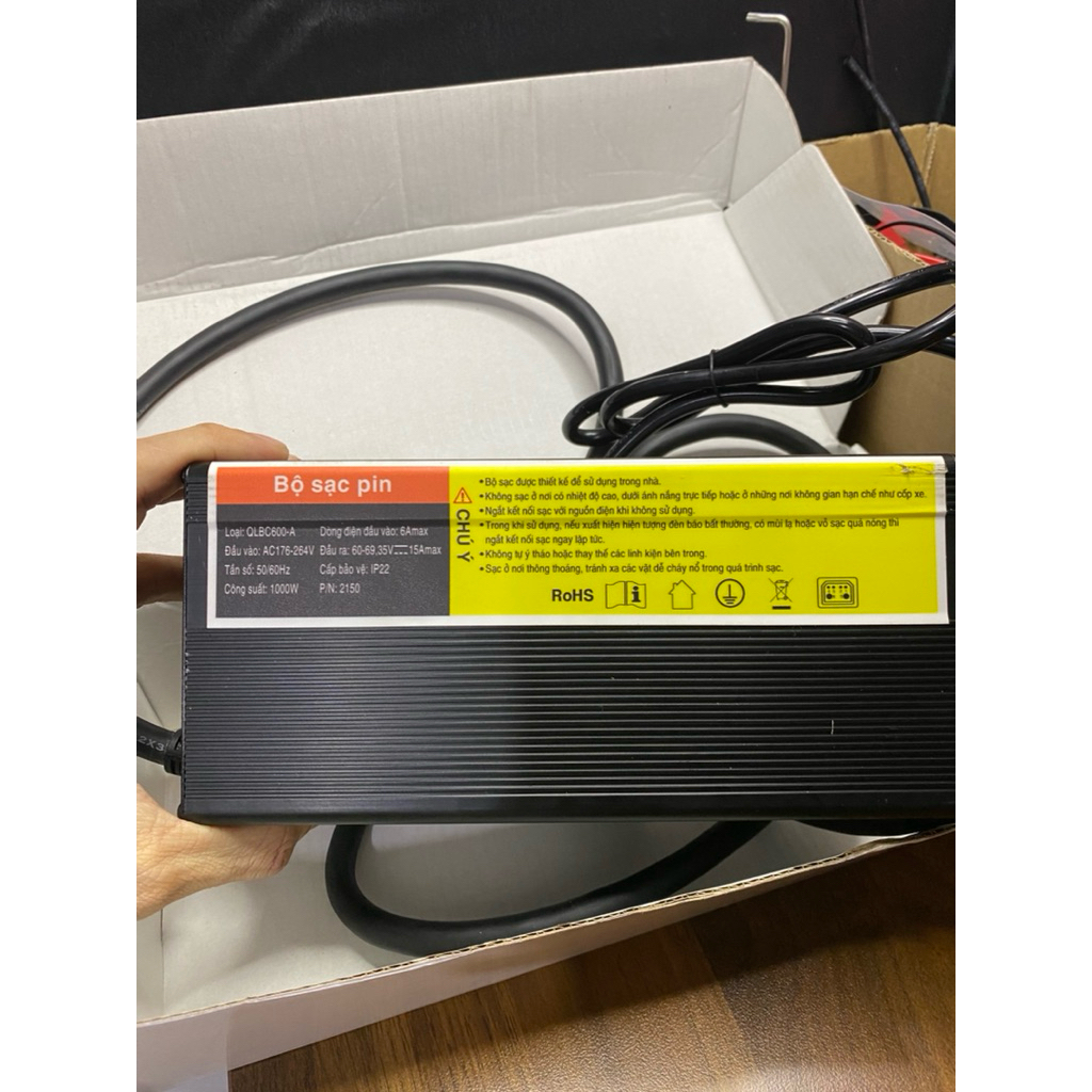 Sạc nhanh 1000w vinfast evogrand , feliz 2025 , veroX ( bảo hành 1 năm 1 đổi 1 )