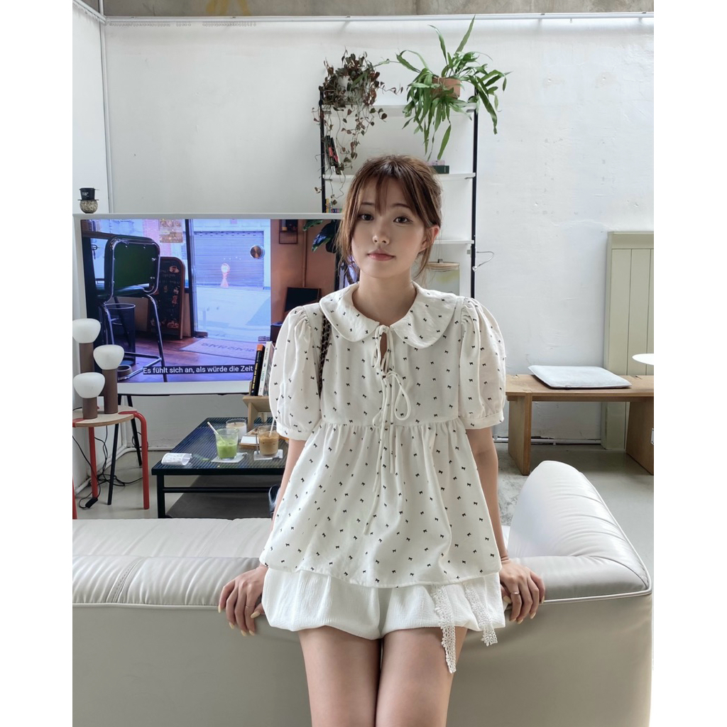 Jelly.stu - Áo babydoll cổ sen - Baboon Top