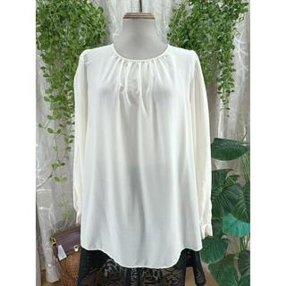U,,NI thanh lý - Áo cổ tròn tay dài bymo - Size S