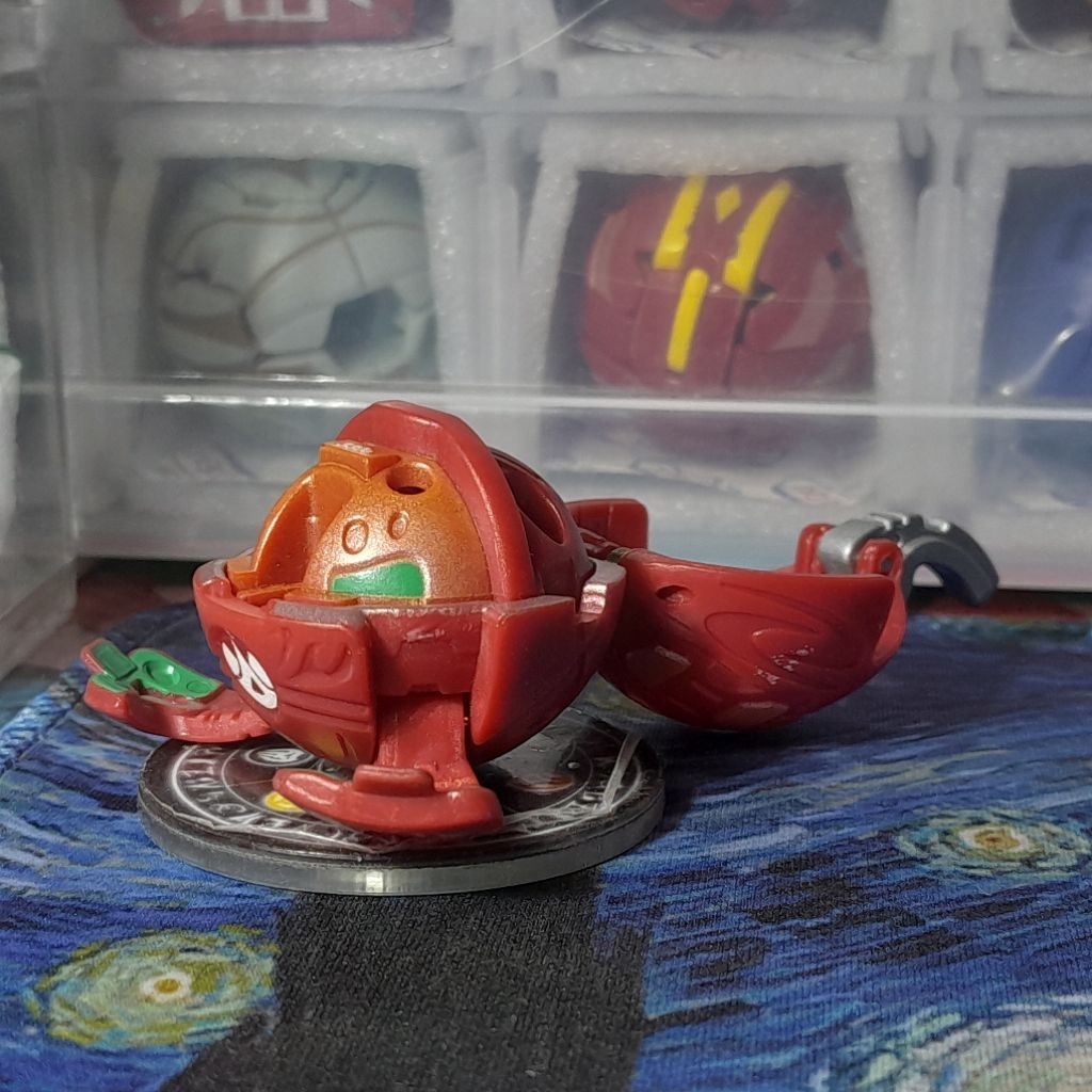 Stinglash B2 - Mô hình Bakugan B1 Battle Brawlers S1  [Chính hãng]